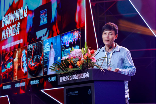 华硕推出搭载RTX 5080的ROG NUC 2026款迷你主机